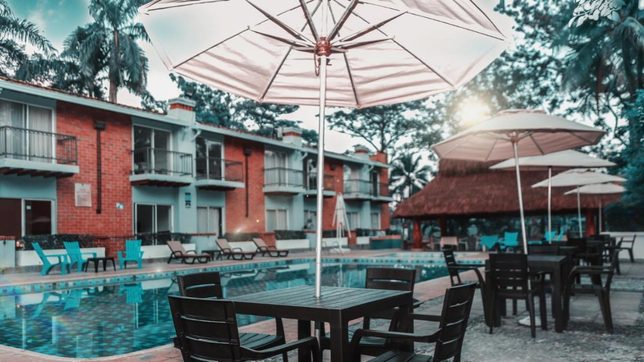 Hotel Y Restaurante Meson Del Gitano Caucasia Екстериор снимка