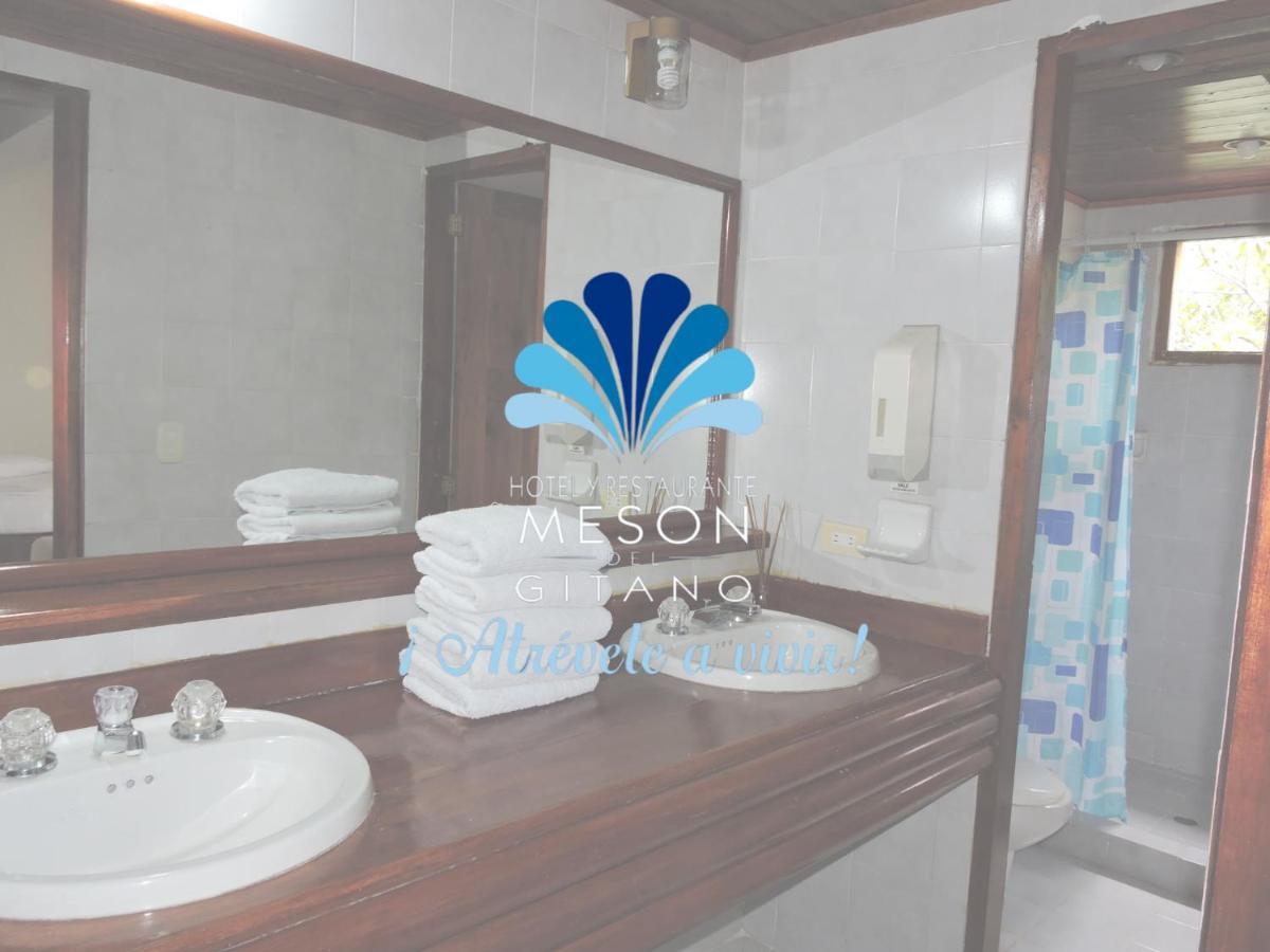Hotel Y Restaurante Meson Del Gitano Caucasia Екстериор снимка