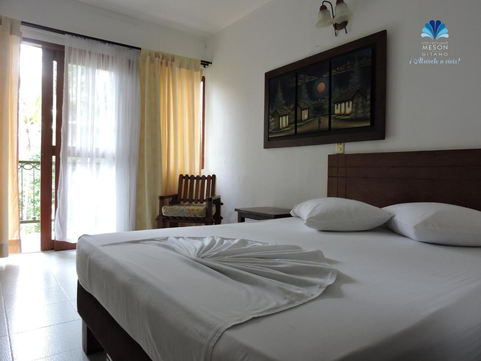 Hotel Y Restaurante Meson Del Gitano Caucasia Стая снимка